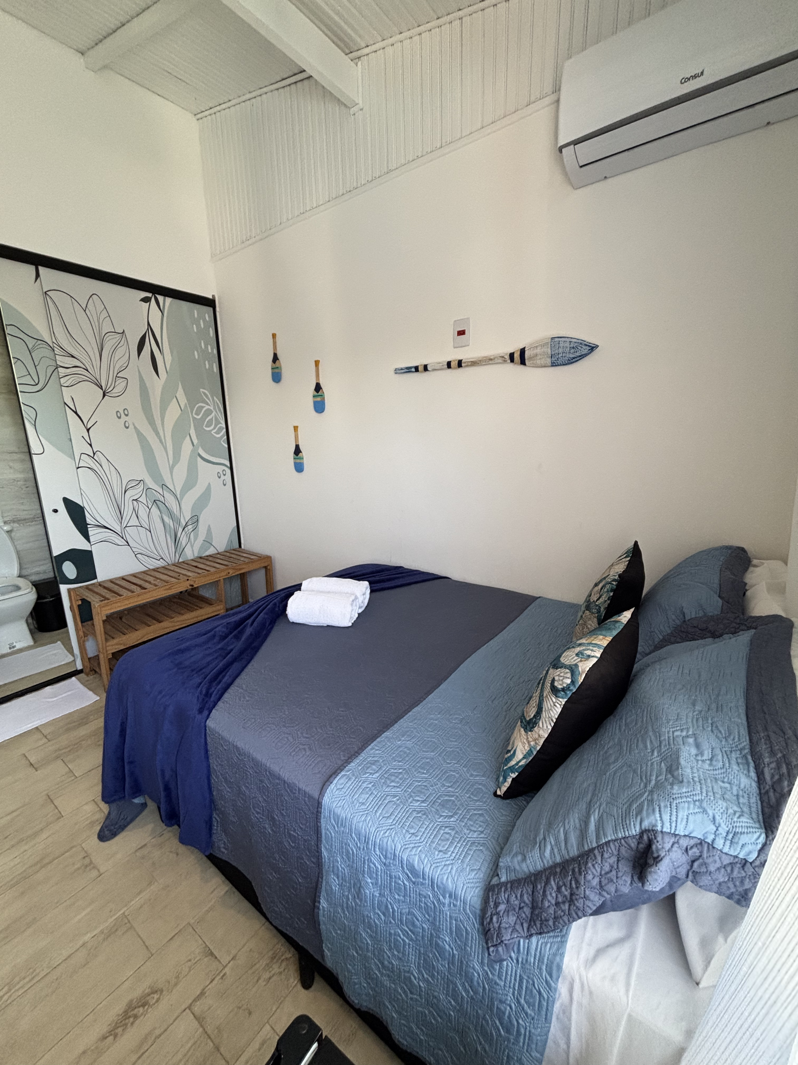 Quarto Quíntuplo da Pousada Orquídeas do Guarujá
