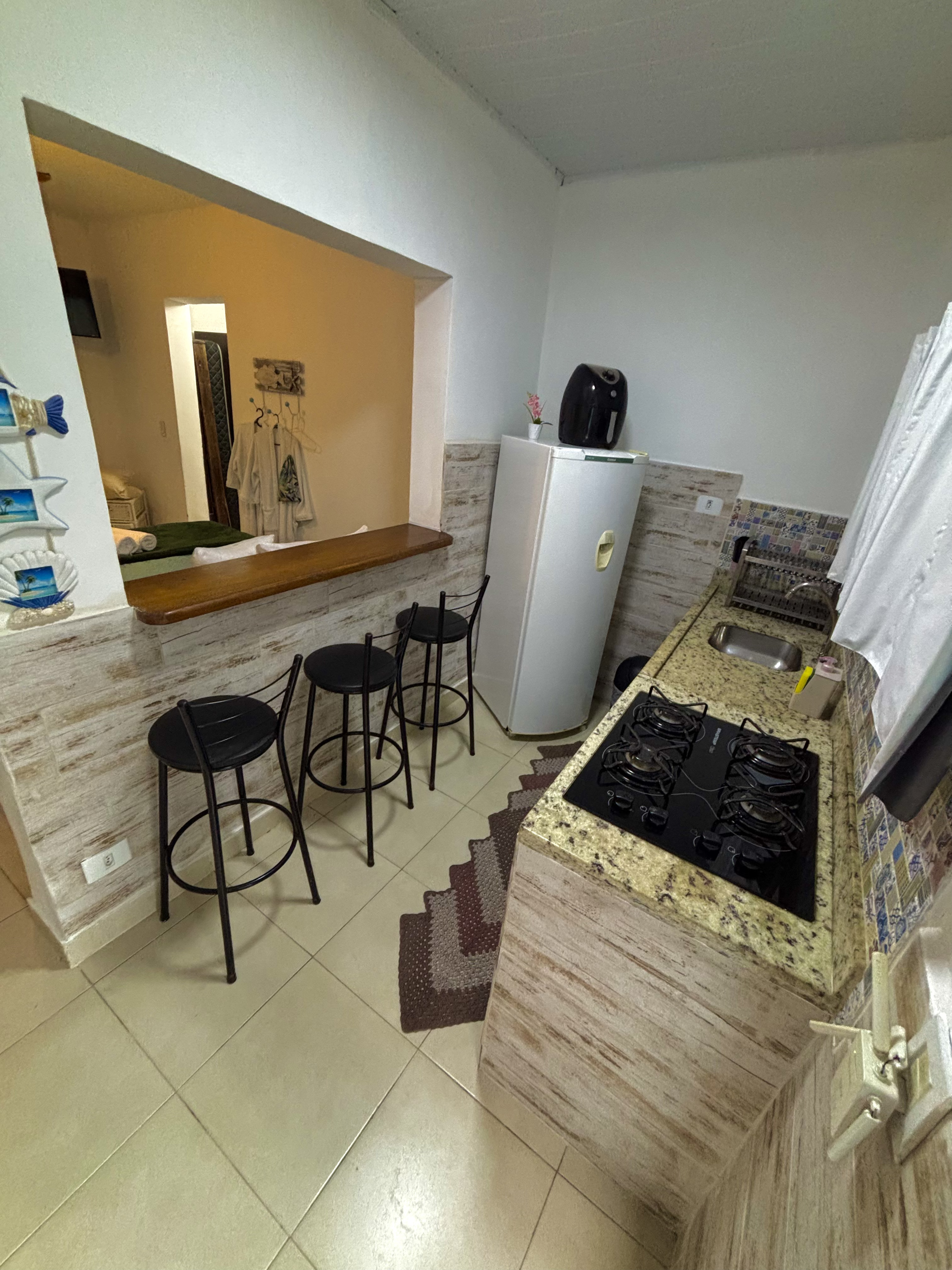 Quarto Triplo da Pousada Orquídeas do Guarujá